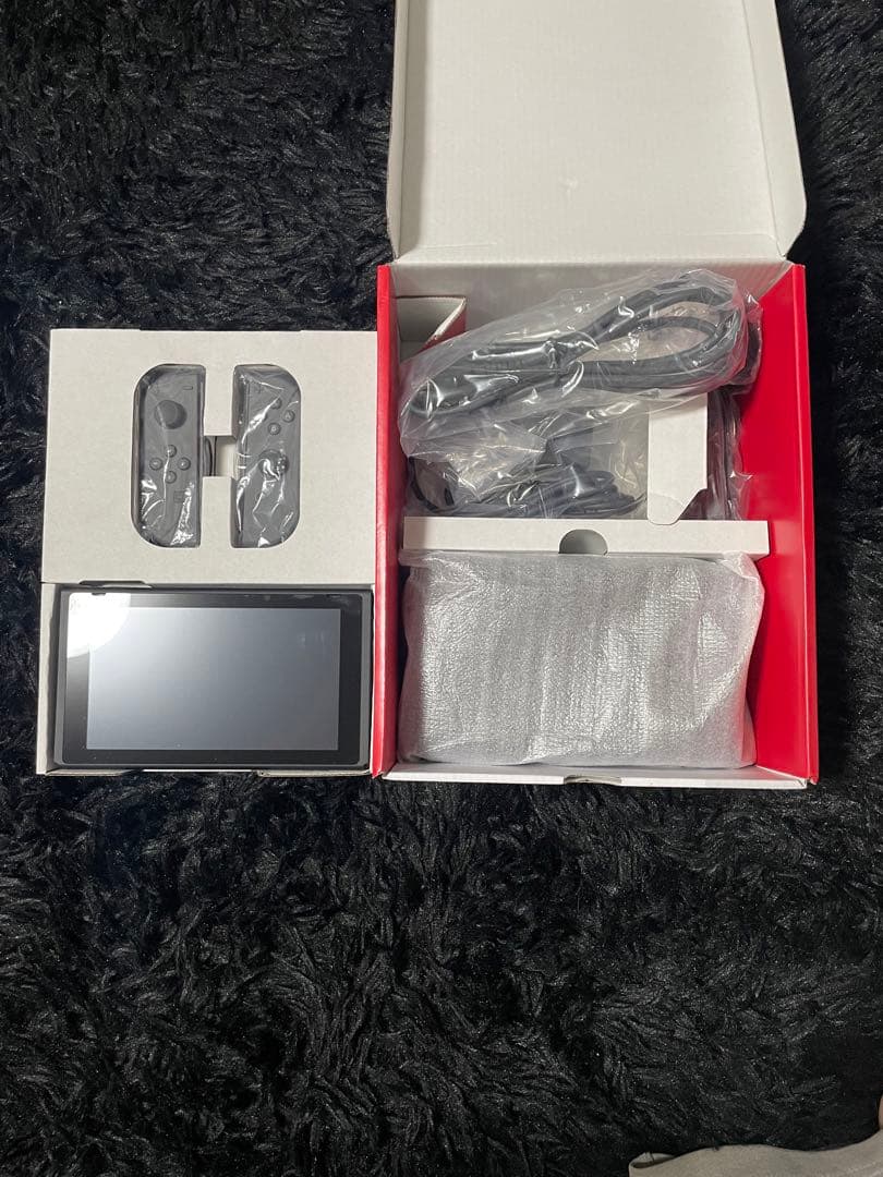 任天堂 Nintendo Switch 本体　Joy-Conグレー