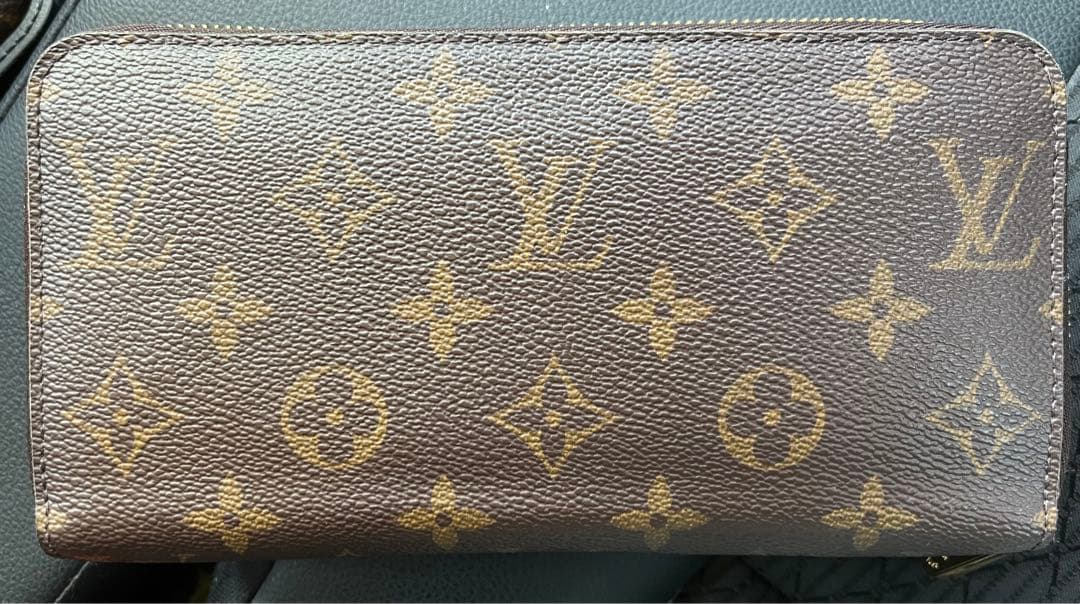 LOUIS VUITTON ルイ・ヴィトン 財布 長財布 ジッピー・ウォレット
