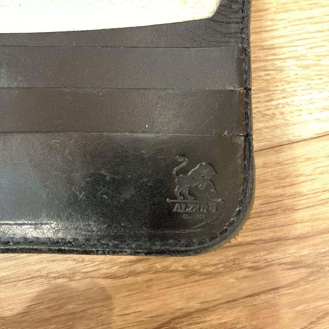 アルズニ　ALZUNI長財布