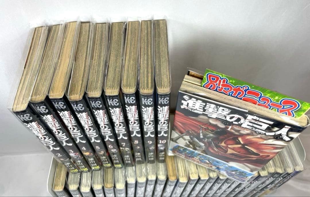 【全巻初版/帯・特典付】進撃の巨人 1～34巻 完結セット