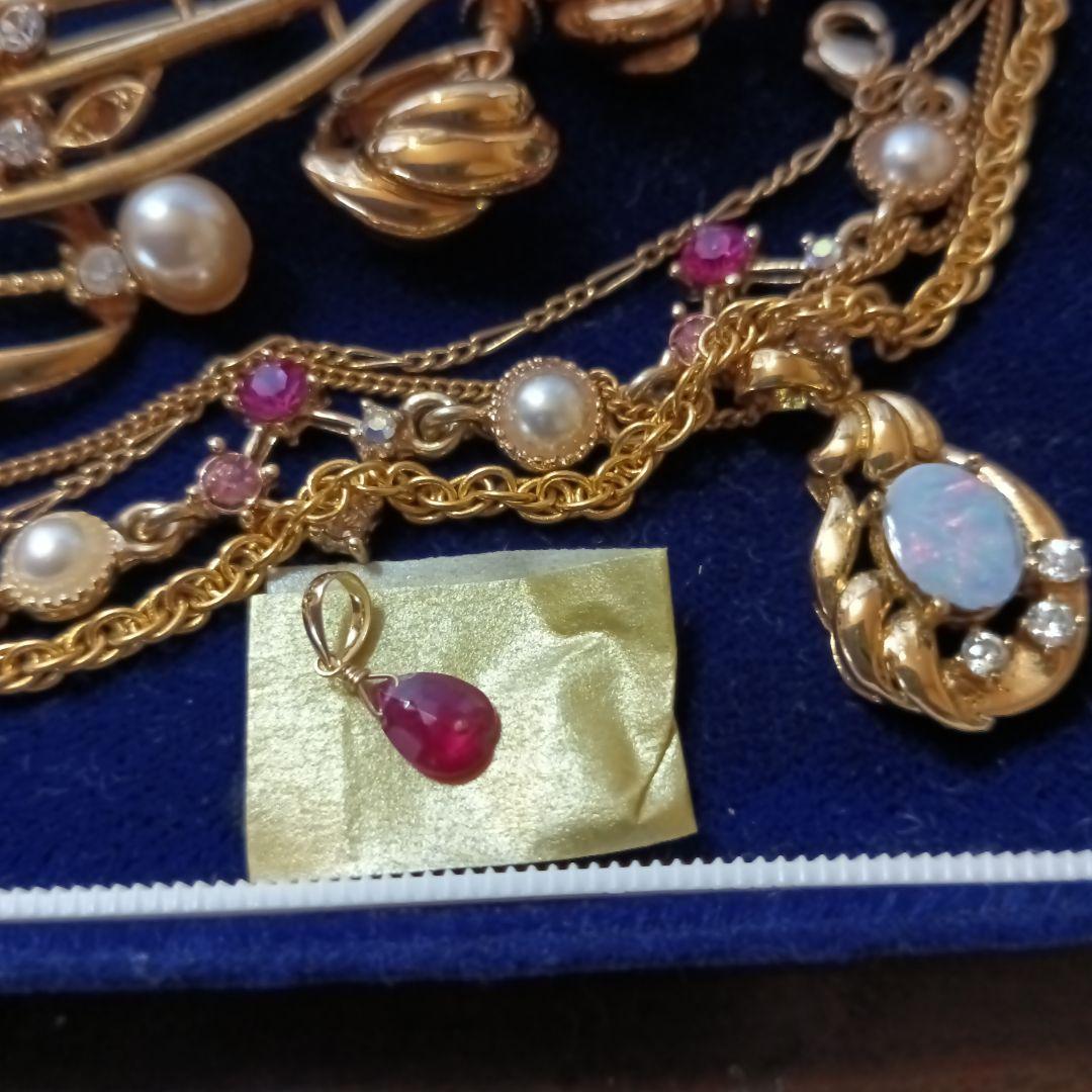 遺品生前整理アクセサリー纏めＫ18ルビートップ、ニナリッチ、ブローチパールピアス