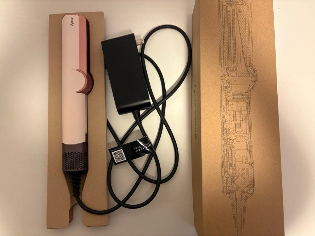 ダイソン　ヘアストレイトナー　ドライヤー　ピンク　保証期間内