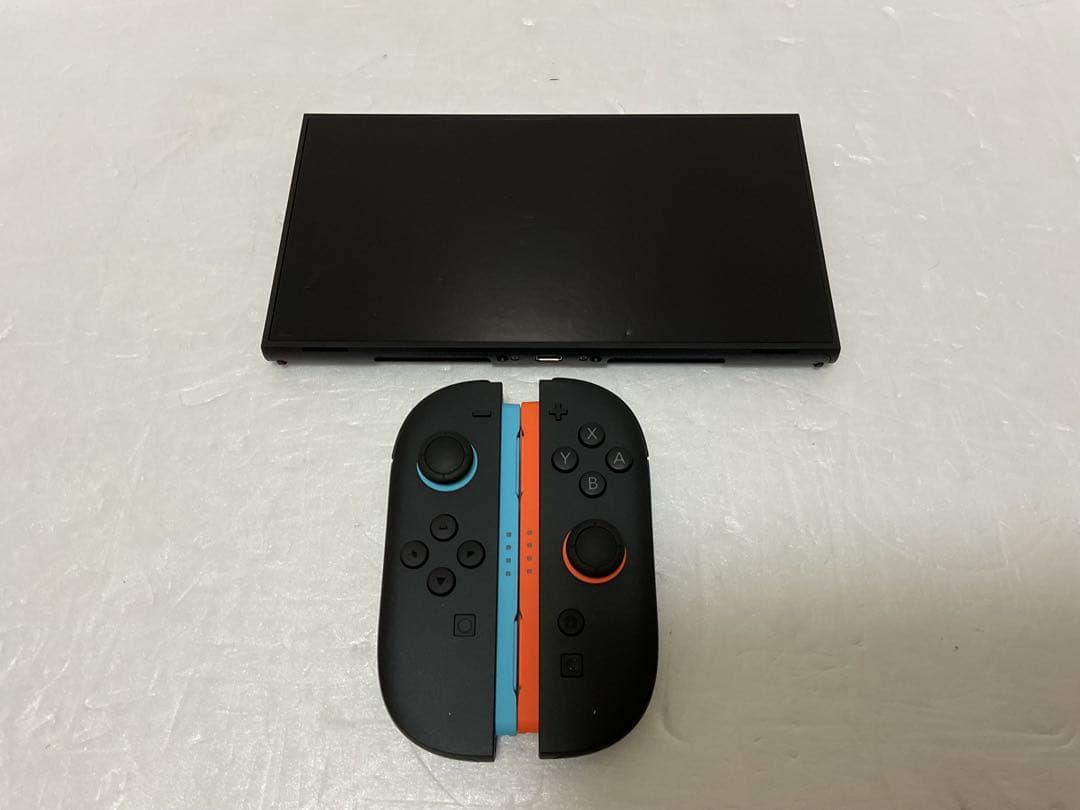 Nintendo Switch 2 本体 + Joy-Con + ドック