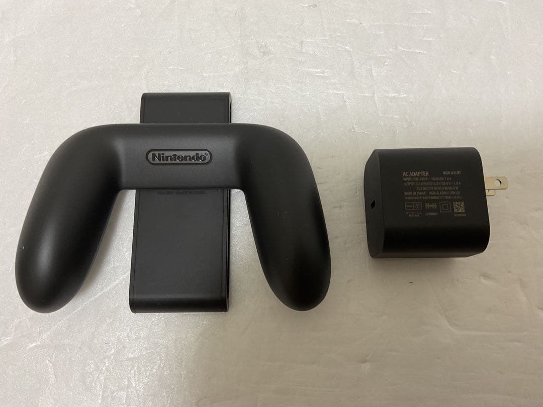 Nintendo Switch 2 本体 + Joy-Con + ドック