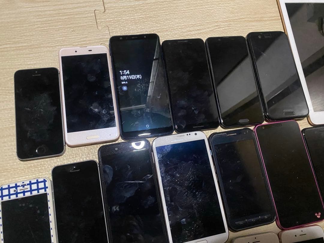 ゆ*め様 Apple iphoneスマホiPadまとめ売り34台ジャンク品