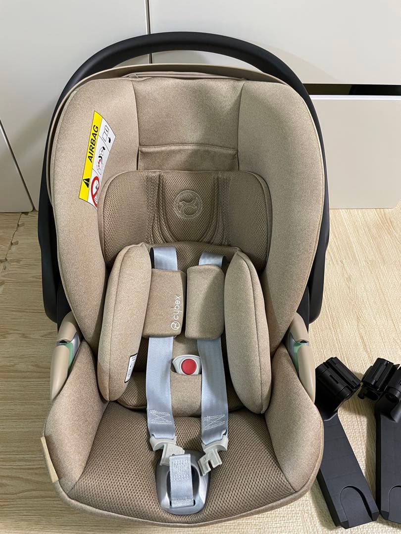 ⭐️⭐️⭐️様Cybex Cloud T i-Size plus ベージュ アダプター
