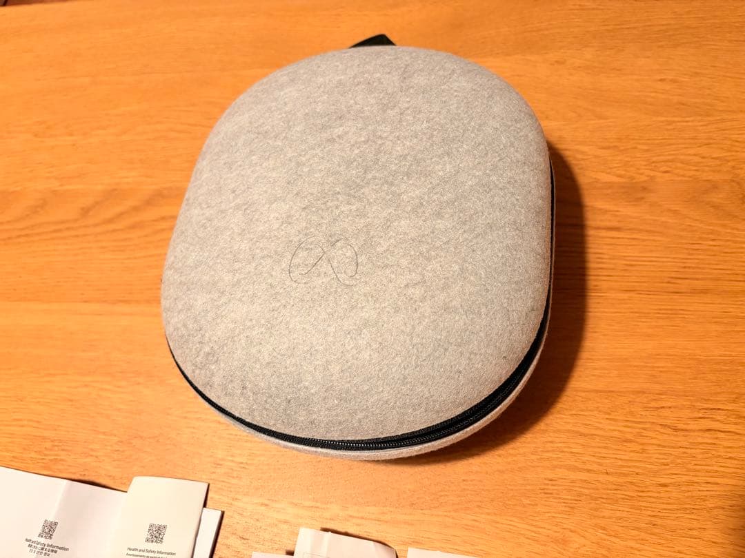 メタクエスト3S 128GB & 純正キャリングケース