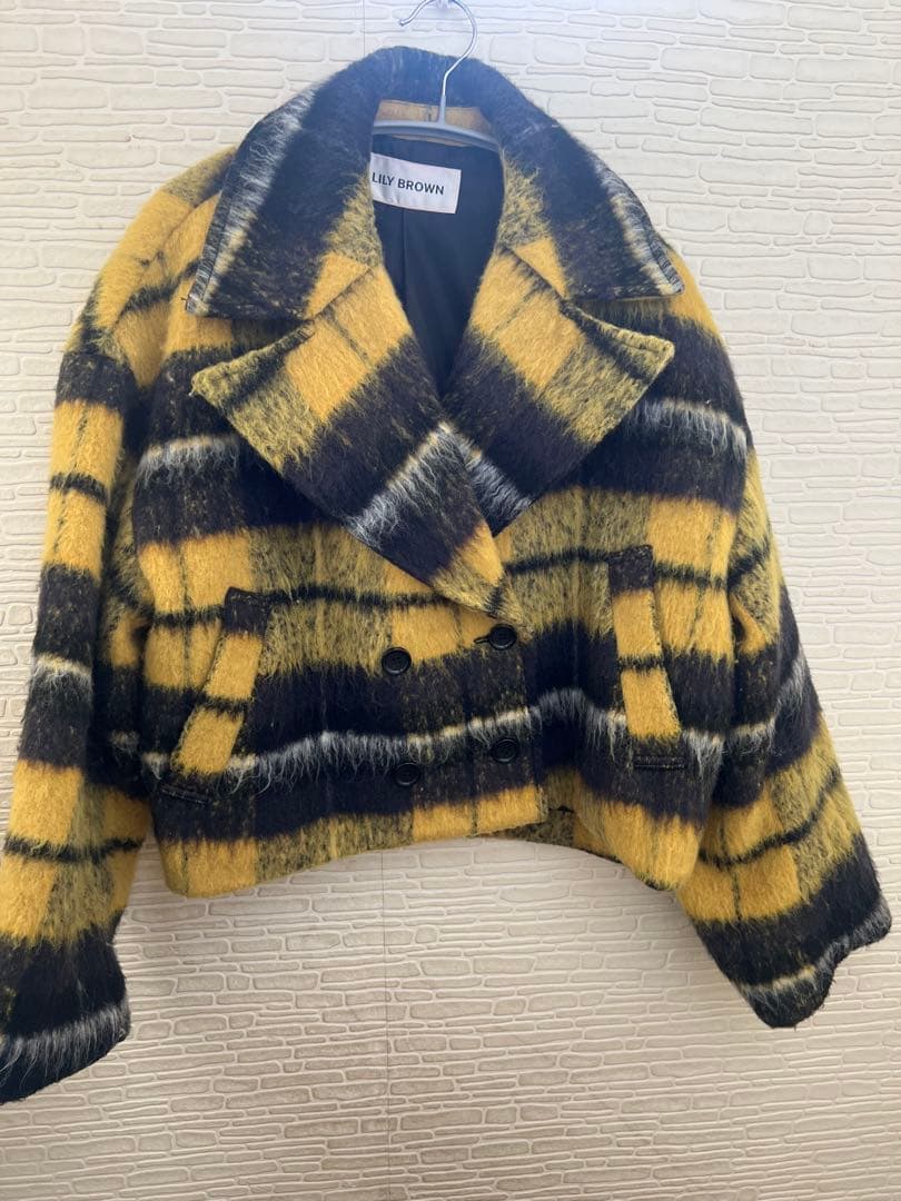 LILY BROWN ダブル釦ショート丈チェックコート&スカート