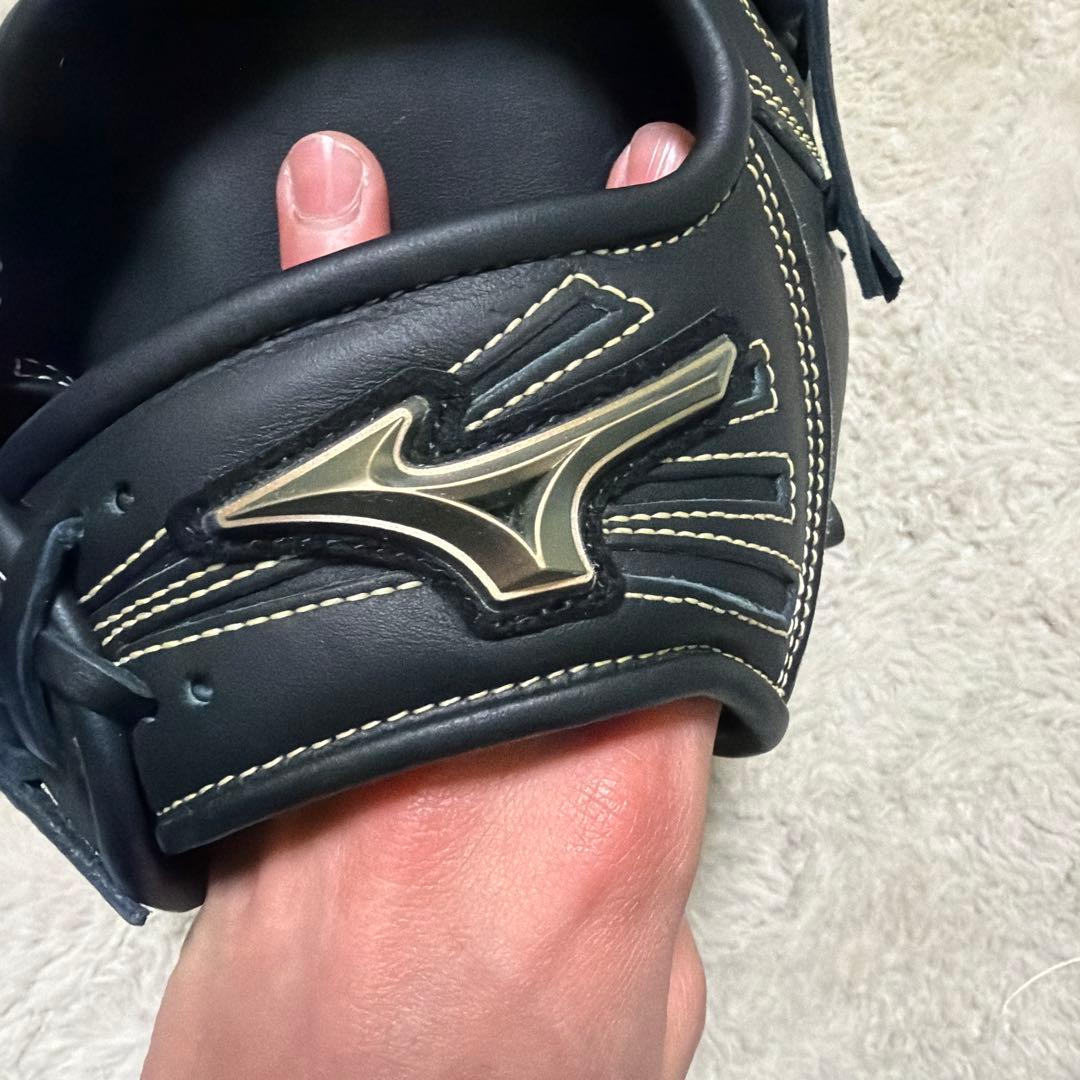 定価2.5万 値下げ⭕️ Mizuno Global Elite