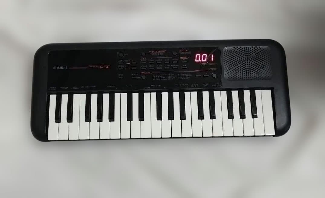 Yamahaヤマハ　 PSS-A50キーボード　 37鍵盤