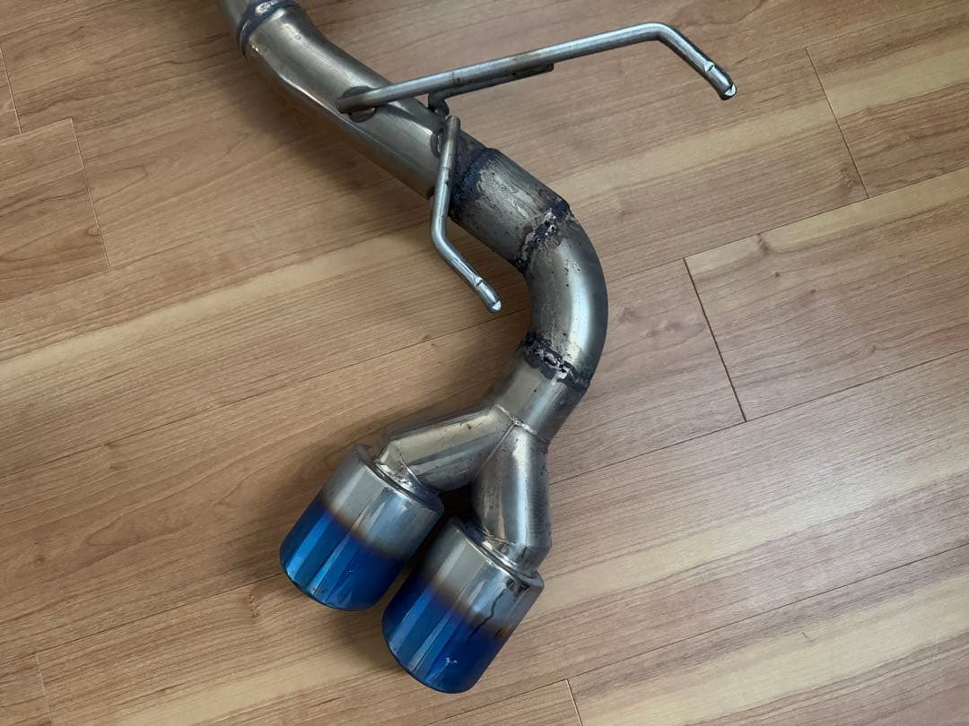 GR86（ZN8）用ワンオフ4本出しマフラー（純正ガスケット付）