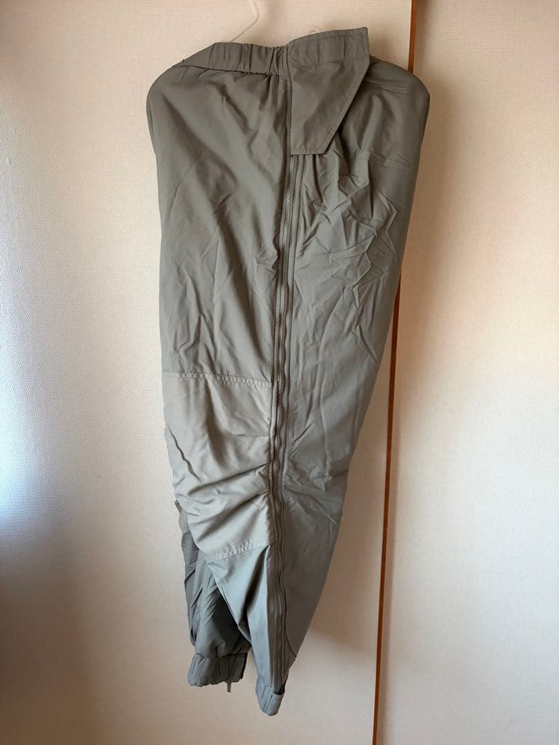 米軍　実物　LEVEL7 PRIMALOFT MEDIUM REGULAR