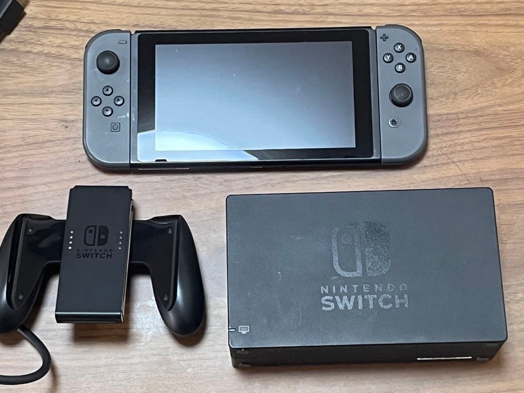 Nintendo Switch グレー 本体 コントローラー、ACアダプタ付