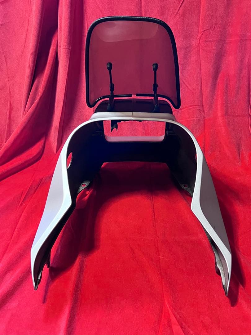 値下げ　GSX400S カタナ 純正　アッパーカウル SUZUKI