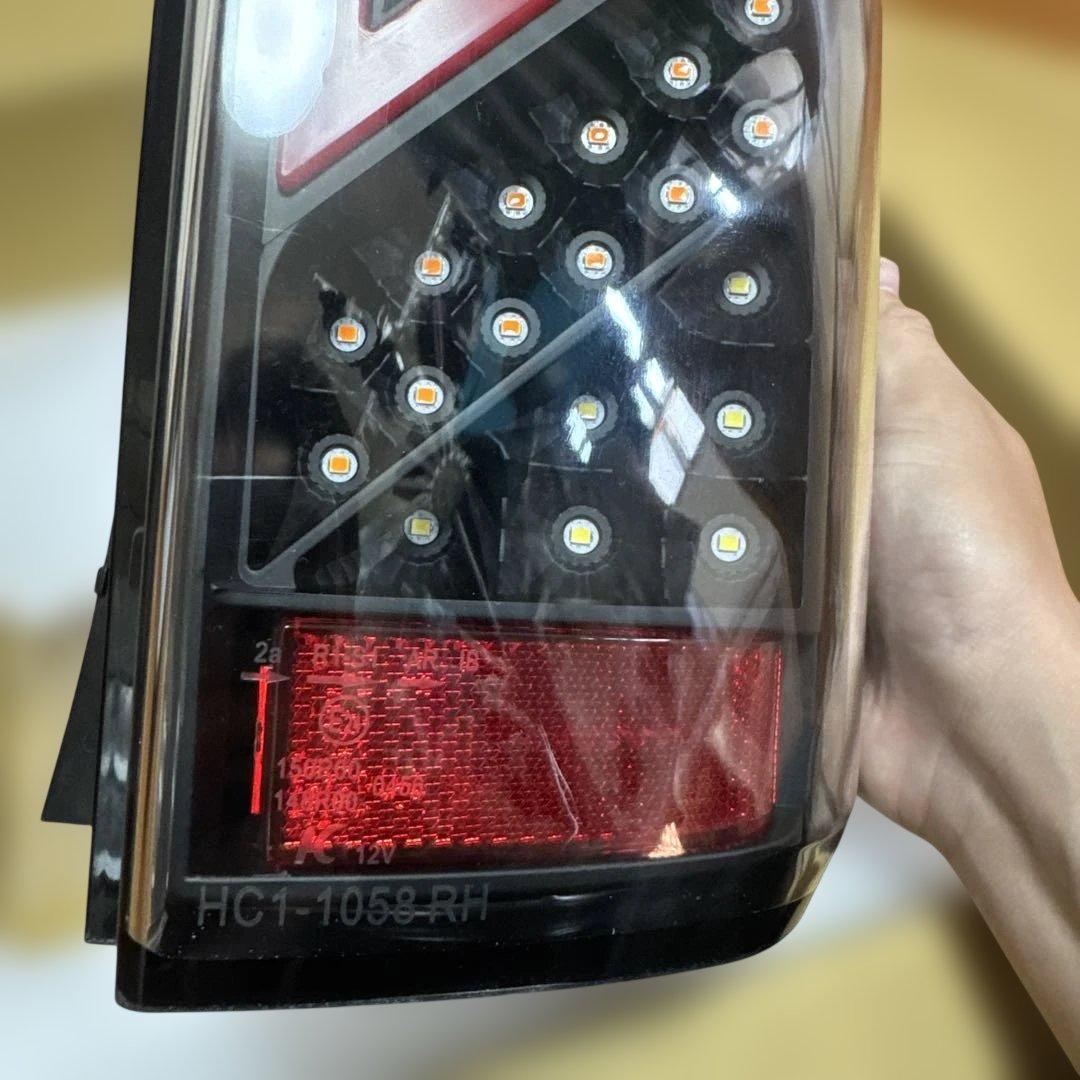 プロボックス ショウワガレージ　テールランプ