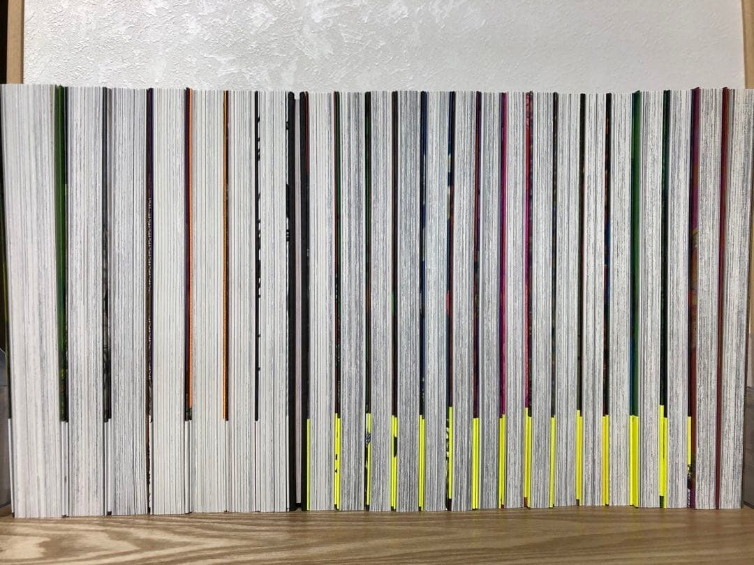 美品『ドロヘドロ』全巻セット(全巻初版本・１６巻特装版冊子付)