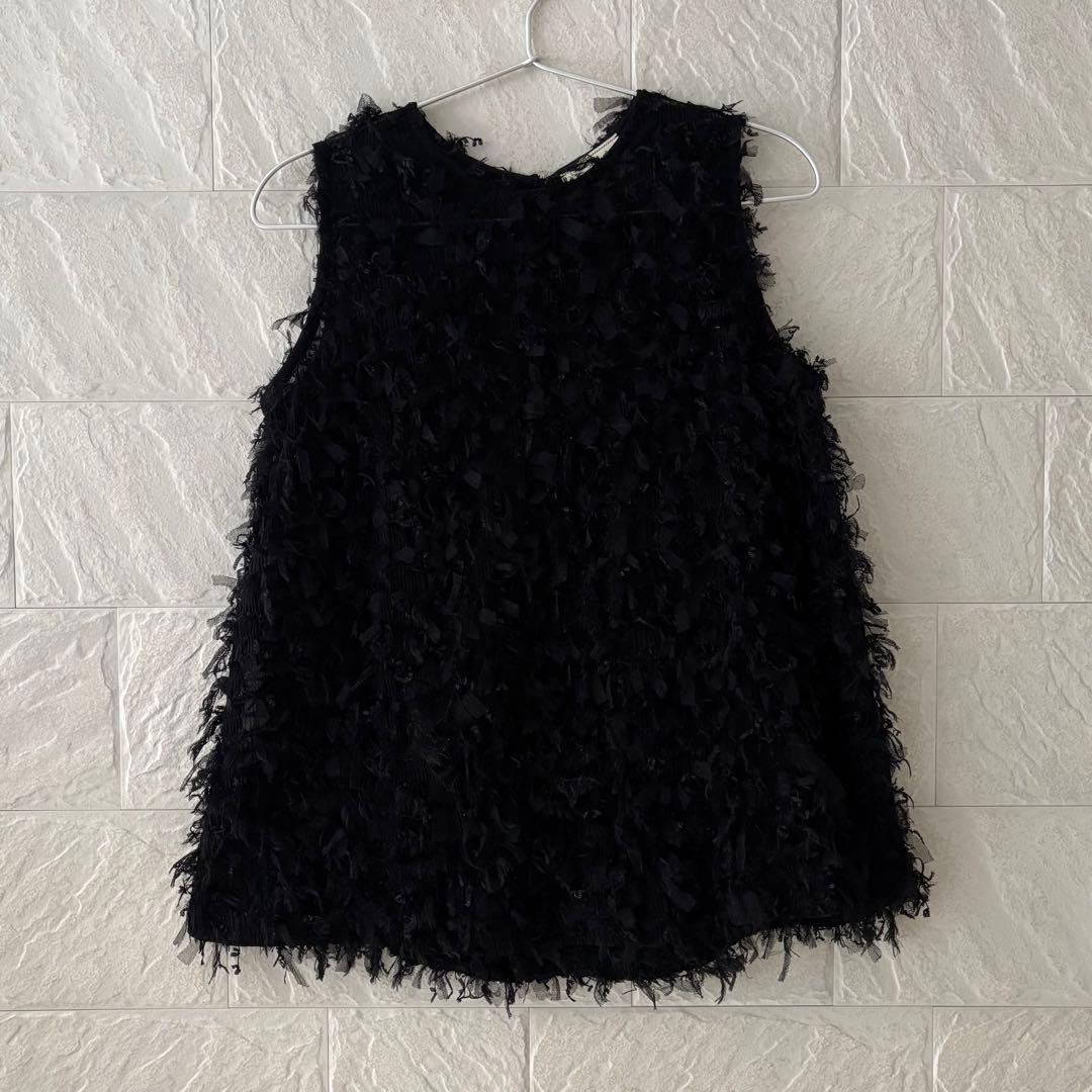 ユナイテッドアローズ ☆ ブラックファーベスト ノースリーブ