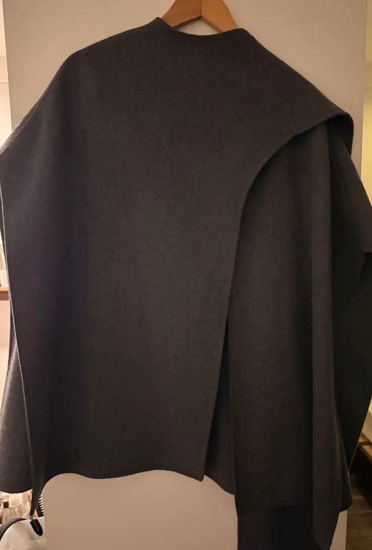 COS ウールブレンドケープ　グレー