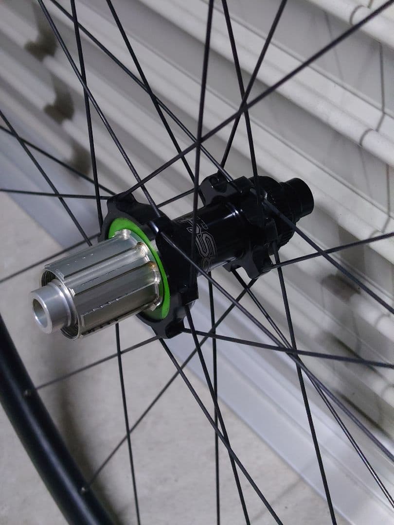 Hope 20 FIVE RS4 ホイール ブラック 700c ロードバイク