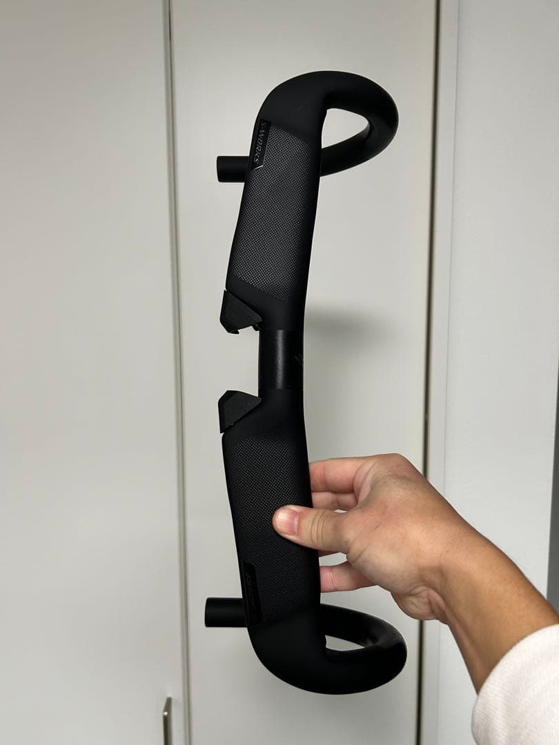 新品　エアロフライ2風　ドロップハンドル　カーボン　ケーブル内装　軽量　ロード