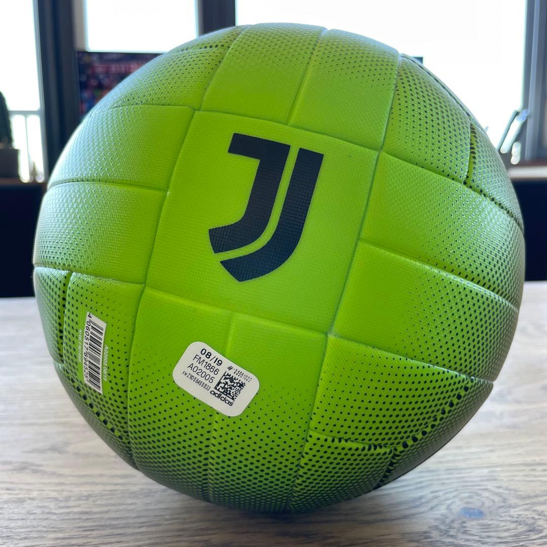 PALACE × JUVENTUS ×adidasトリプルコラボボール