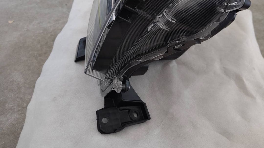 LA650s後期 タントカスタム ヘッドライト