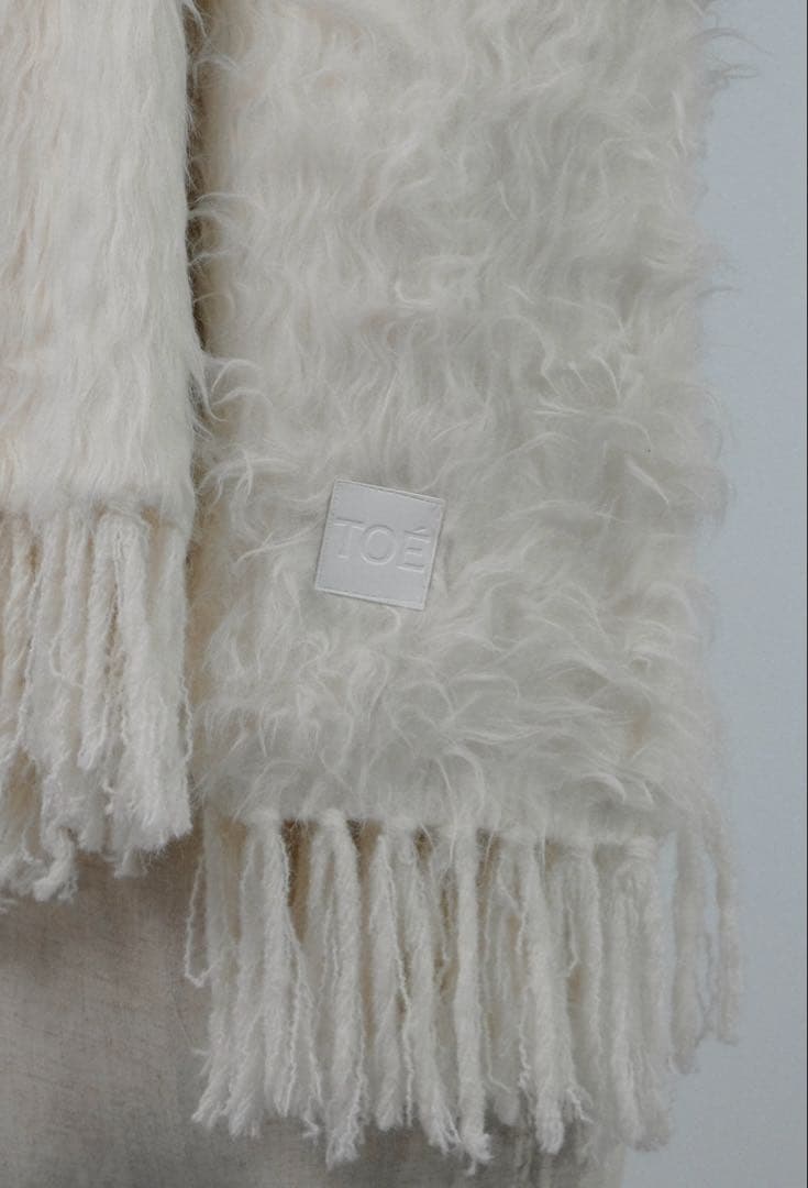 小物 TOE TOE Eltz Shaggy Muffler / white