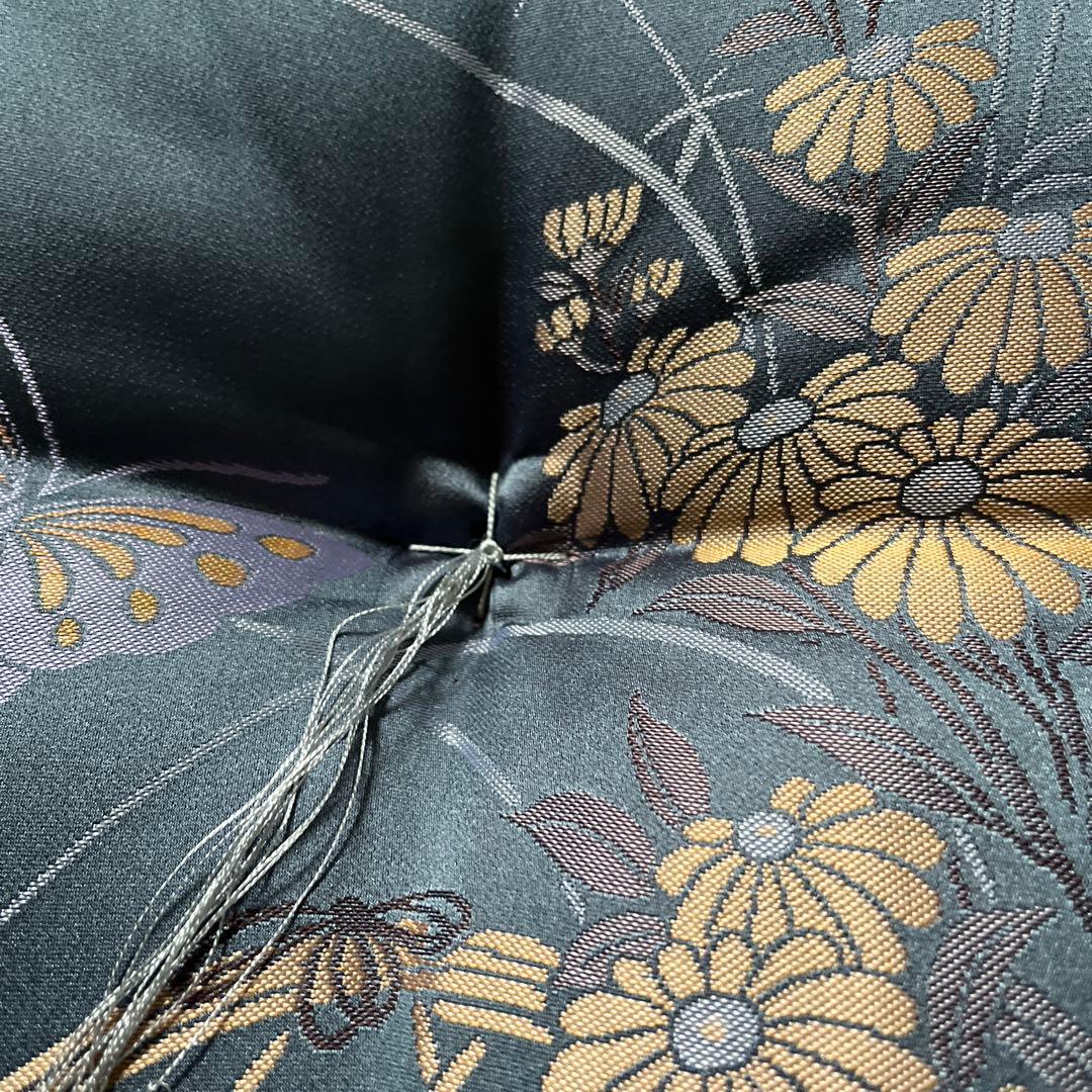 思い切った値下げしました！高級　和座布団　60センチ角５枚セット