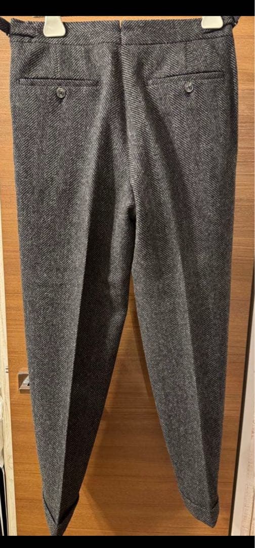 38 BERNARD ZINS グレー　ヘリンボーン　スラックス　ビームスf