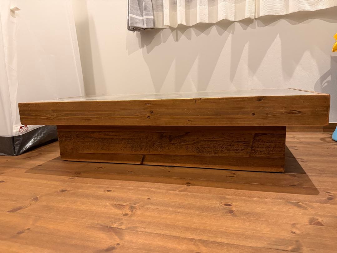 リビングテーブル　ABCテーブル