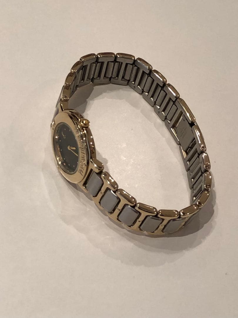 YSL イヴ・サンローラン　腕時計 2200-229789Y【電池交換済】