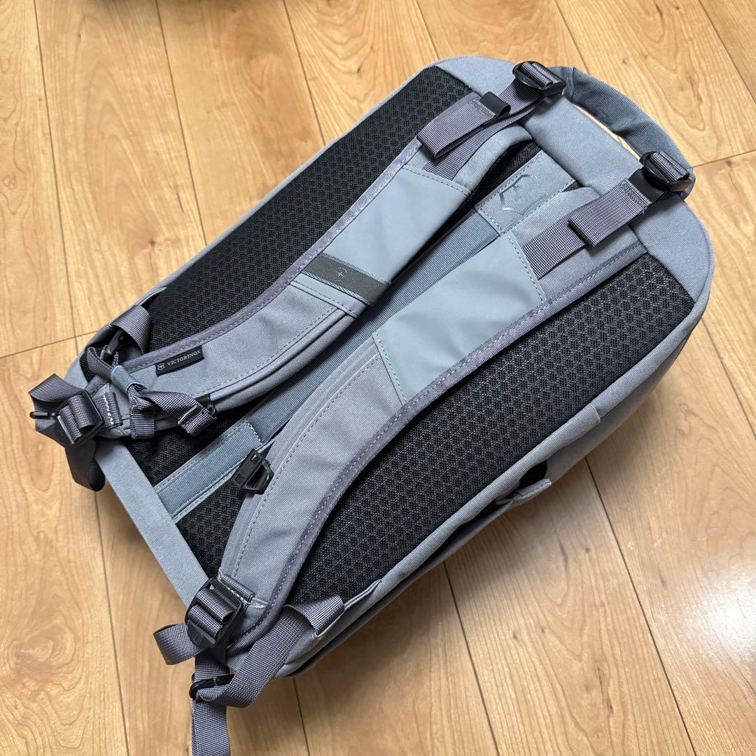 Victorinox コミューターバックパック