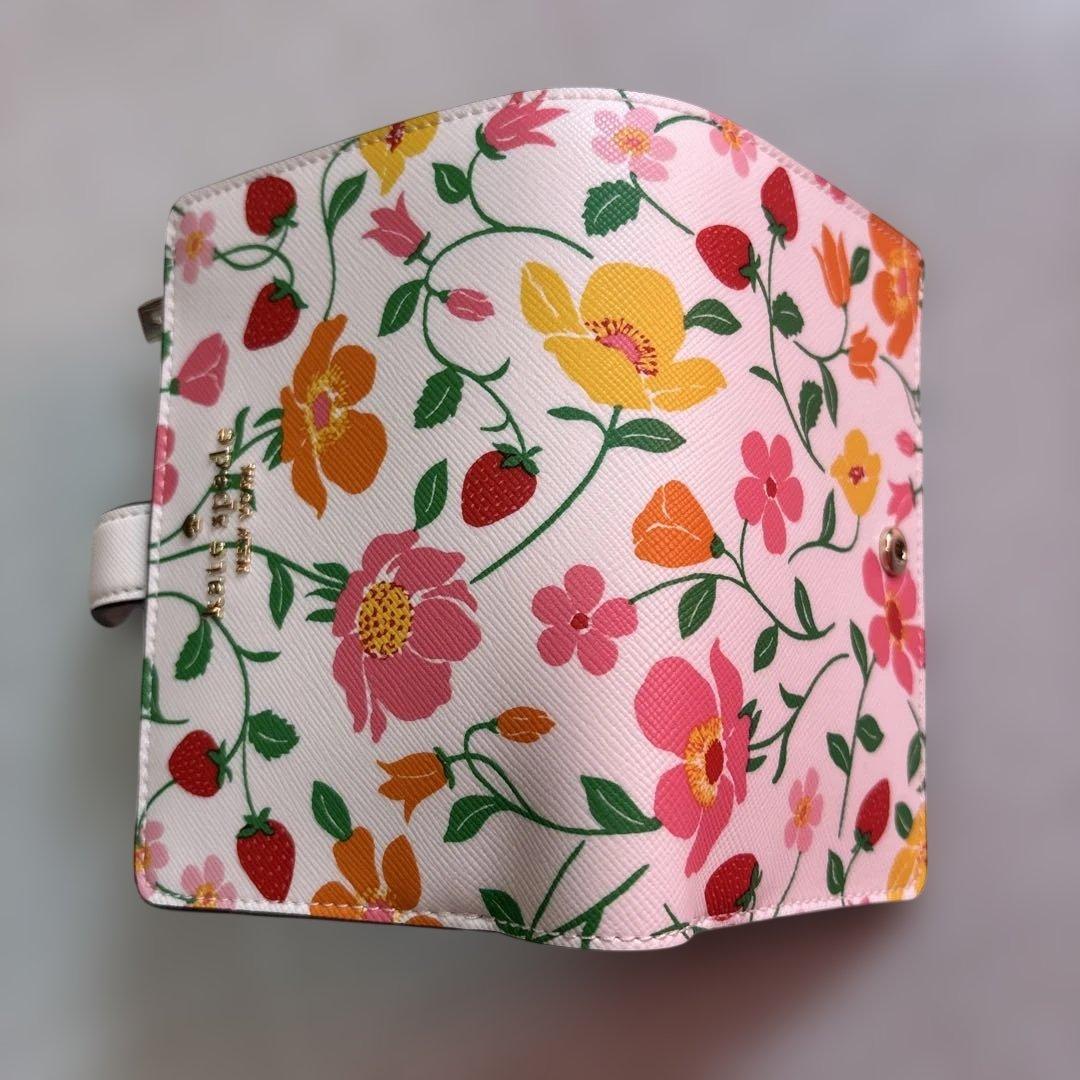 ケイトスペード　折り財布　新品未使用