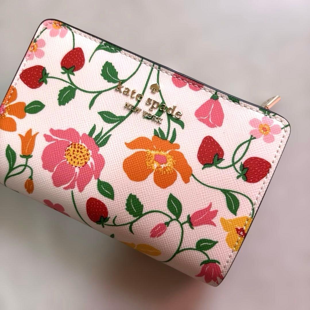 ケイトスペード　折り財布　新品未使用