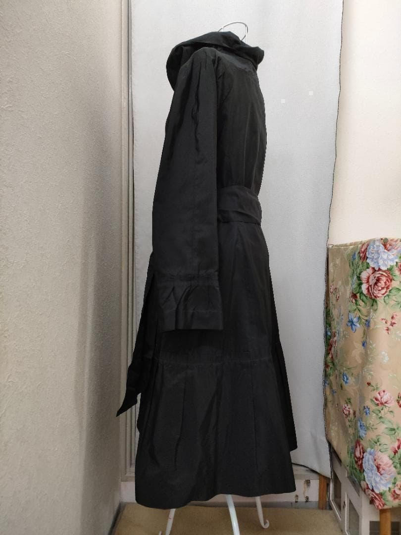 リツコシラハマ　ブラック　ロングコート