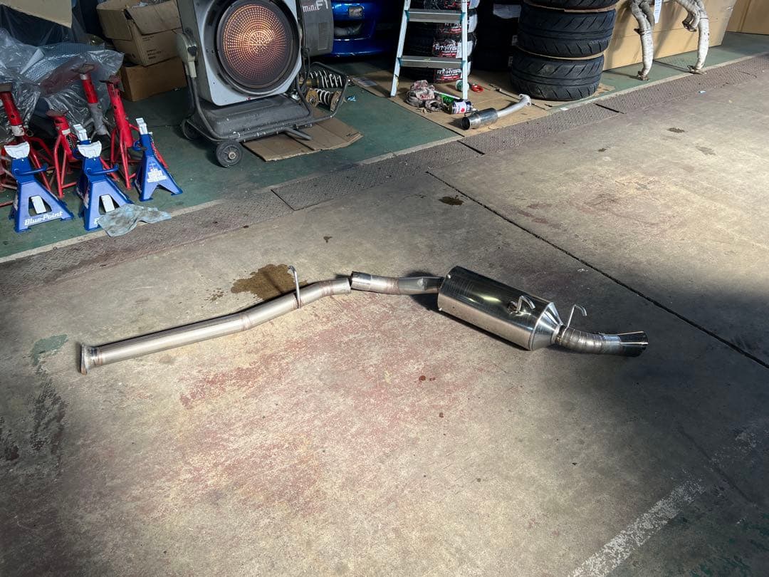 マツダ RX-8用か？ ジャンク品 ワンオフマフラー メーカー不明