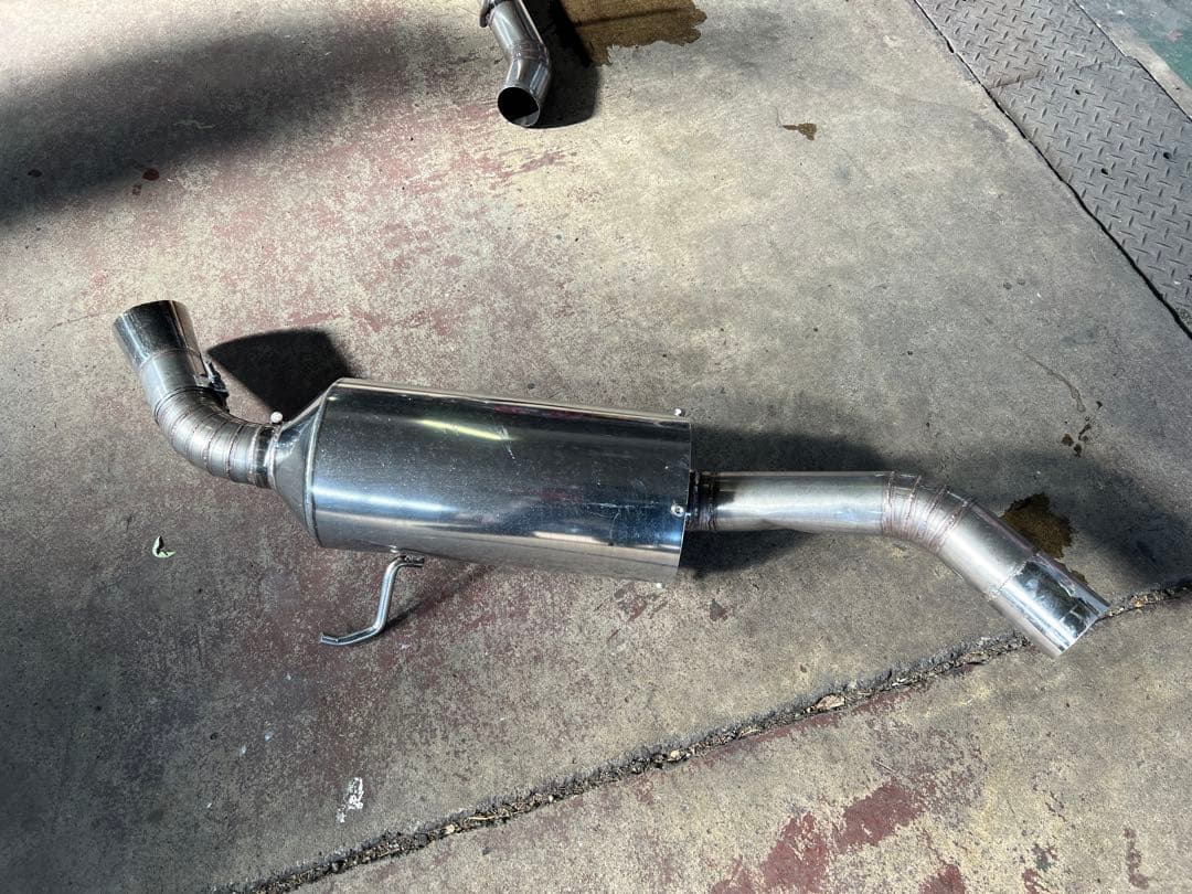 マツダ RX-8用か？ ジャンク品 ワンオフマフラー メーカー不明
