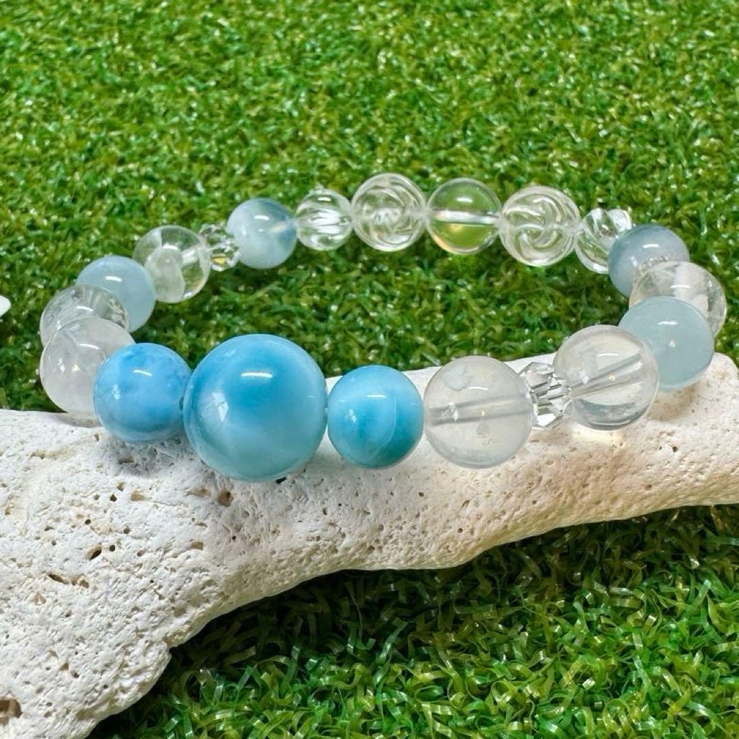 宝石品質　ラリマーデザインブレスレット