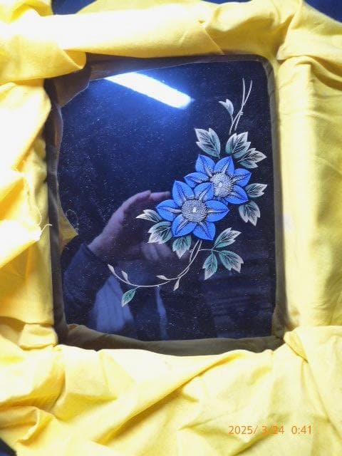 るでぃ。　青がとても美しい輪島塗。鉄線沈金仕上げの硯箱になります。未使用品