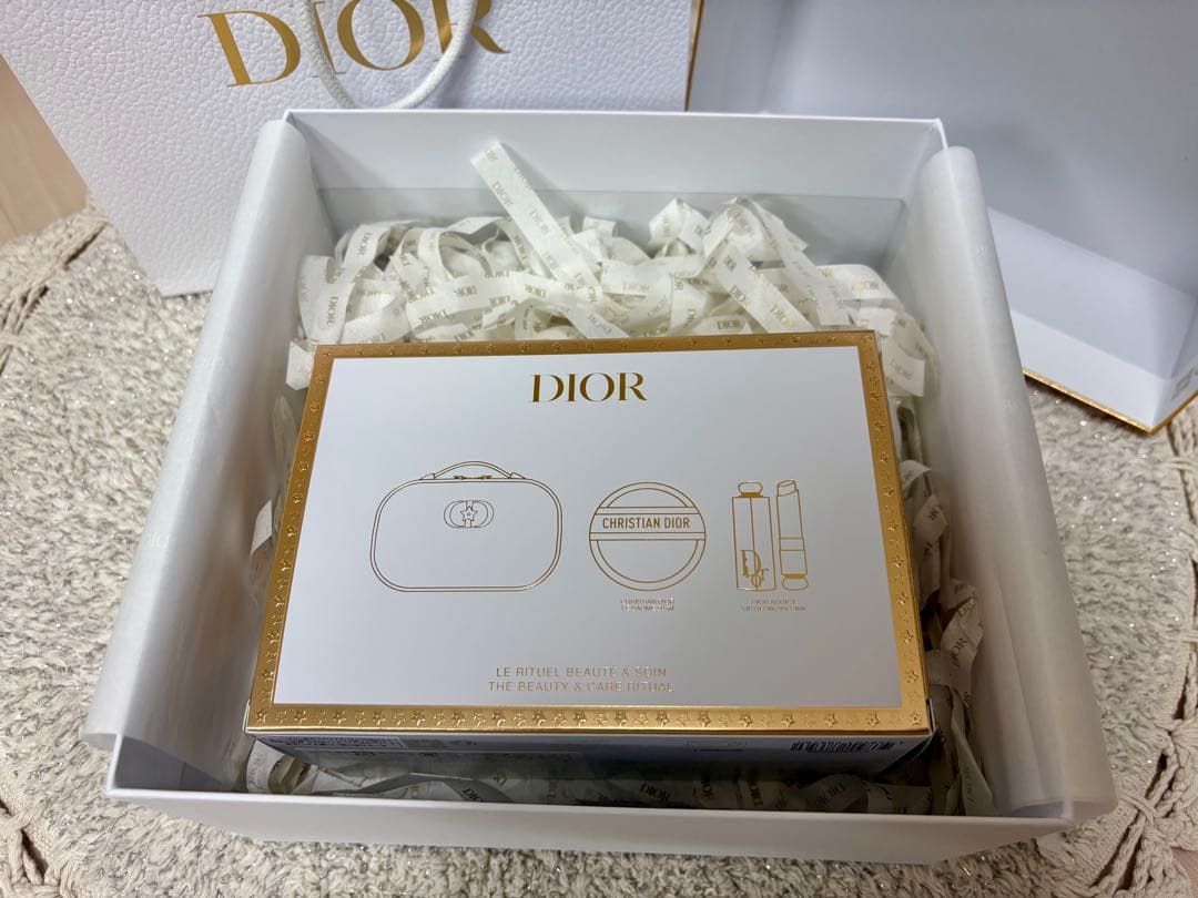 【新品、未使用】DIOR アディクトリップグロウとルボームのセット ポーチ付き