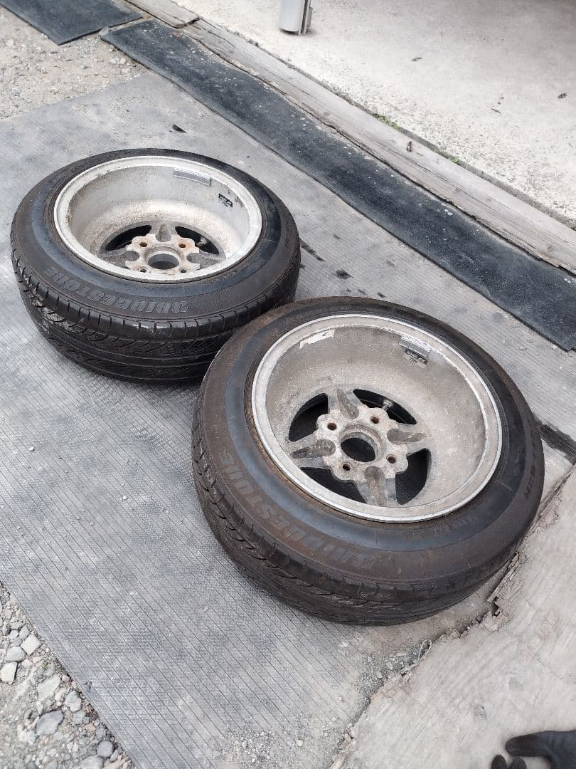 当日物エクイップ01 14インチ114.3 2本