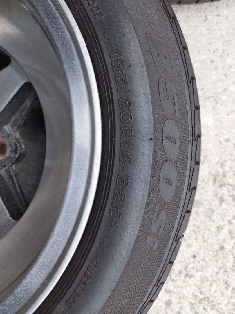 当日物エクイップ01 14インチ114.3 2本