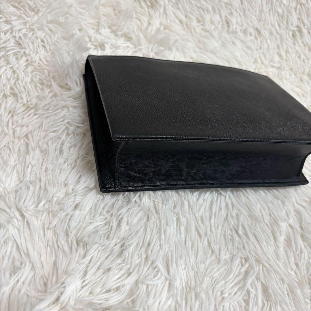 美品★イヴサンローラン クラッチバッグ カサンドラ レザー ブラック YSL