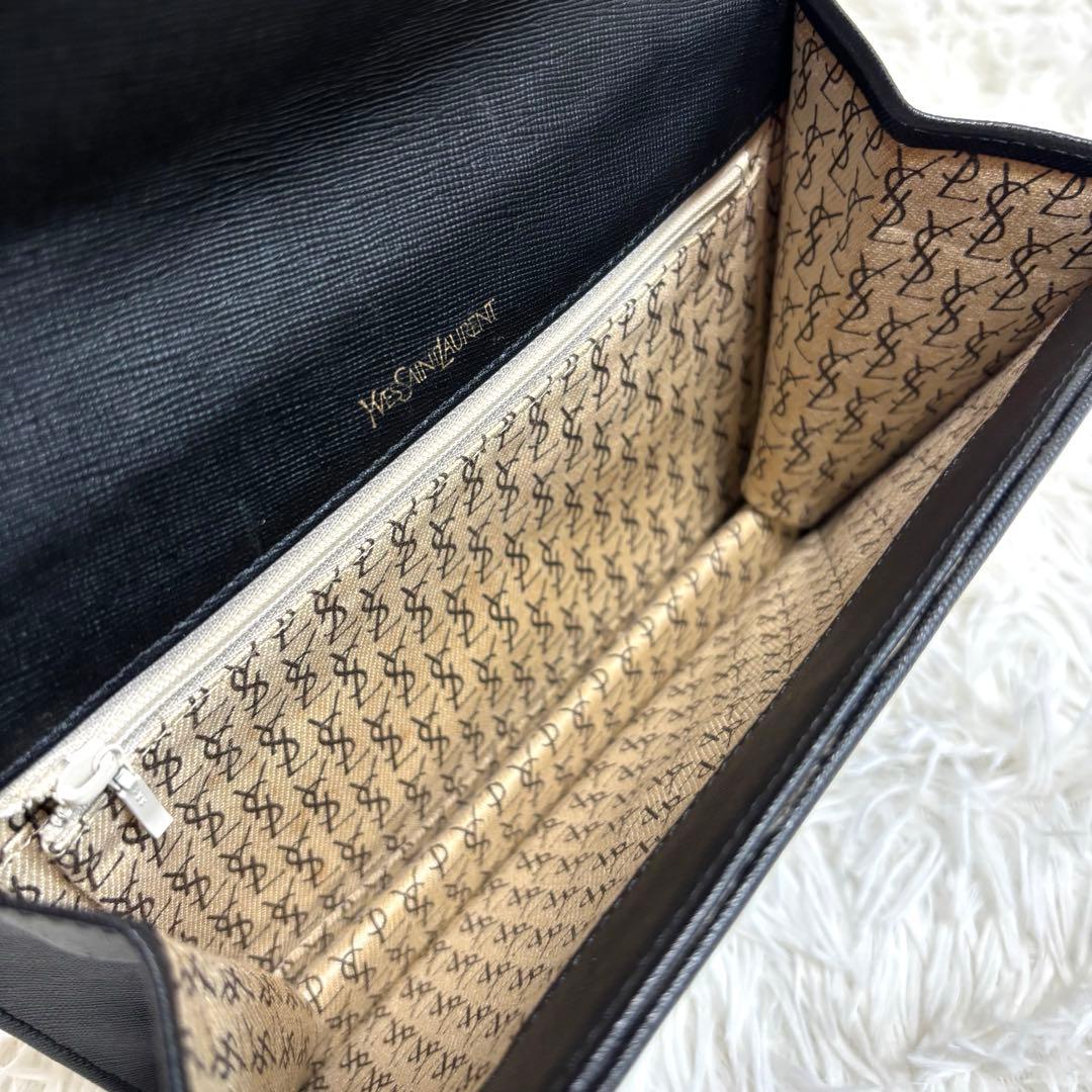 美品★イヴサンローラン クラッチバッグ カサンドラ レザー ブラック YSL