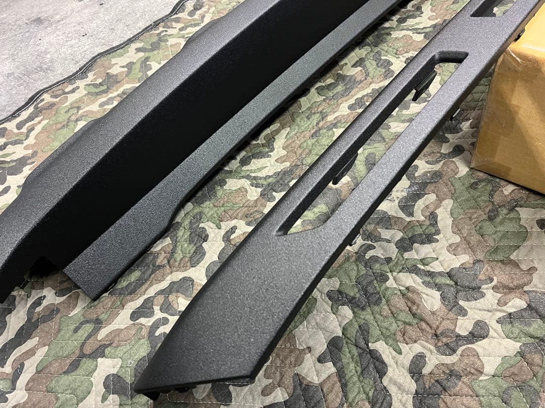 かあず様デリカD5 後期　フロントアンダーカバーリアバンパー　ラプター塗装