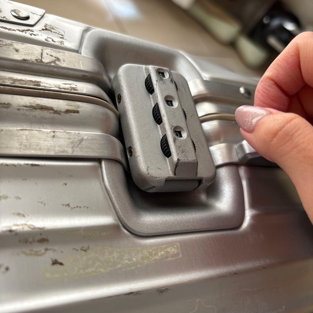 ほ*か様 RIMOWA アルミニウム キャリーケース 中型
