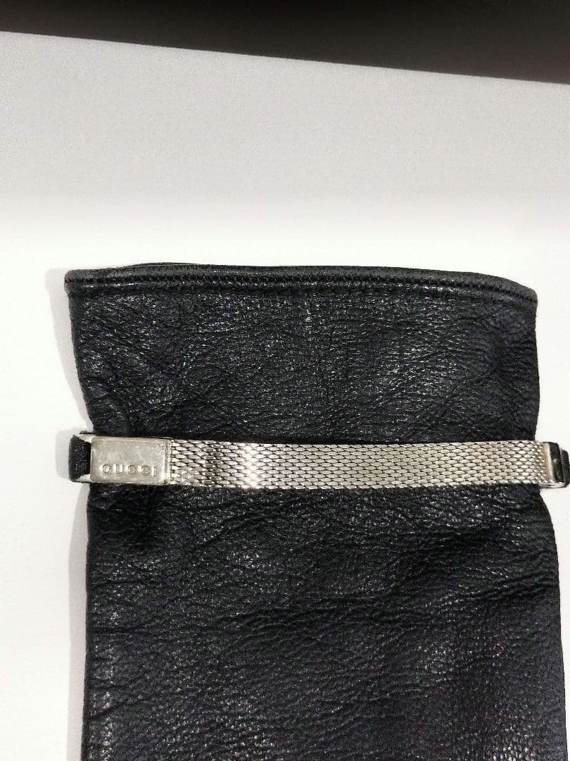 GUCCI 黒 レザー 手袋 メタルストラップ付き
