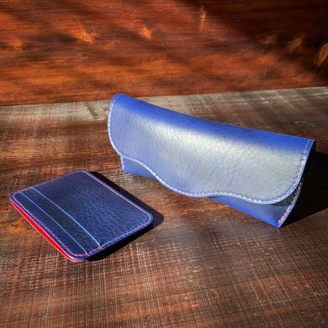 【キッキ】5ポケットカードホルダー（ブルー&レッド）メガネケース（ブルー）