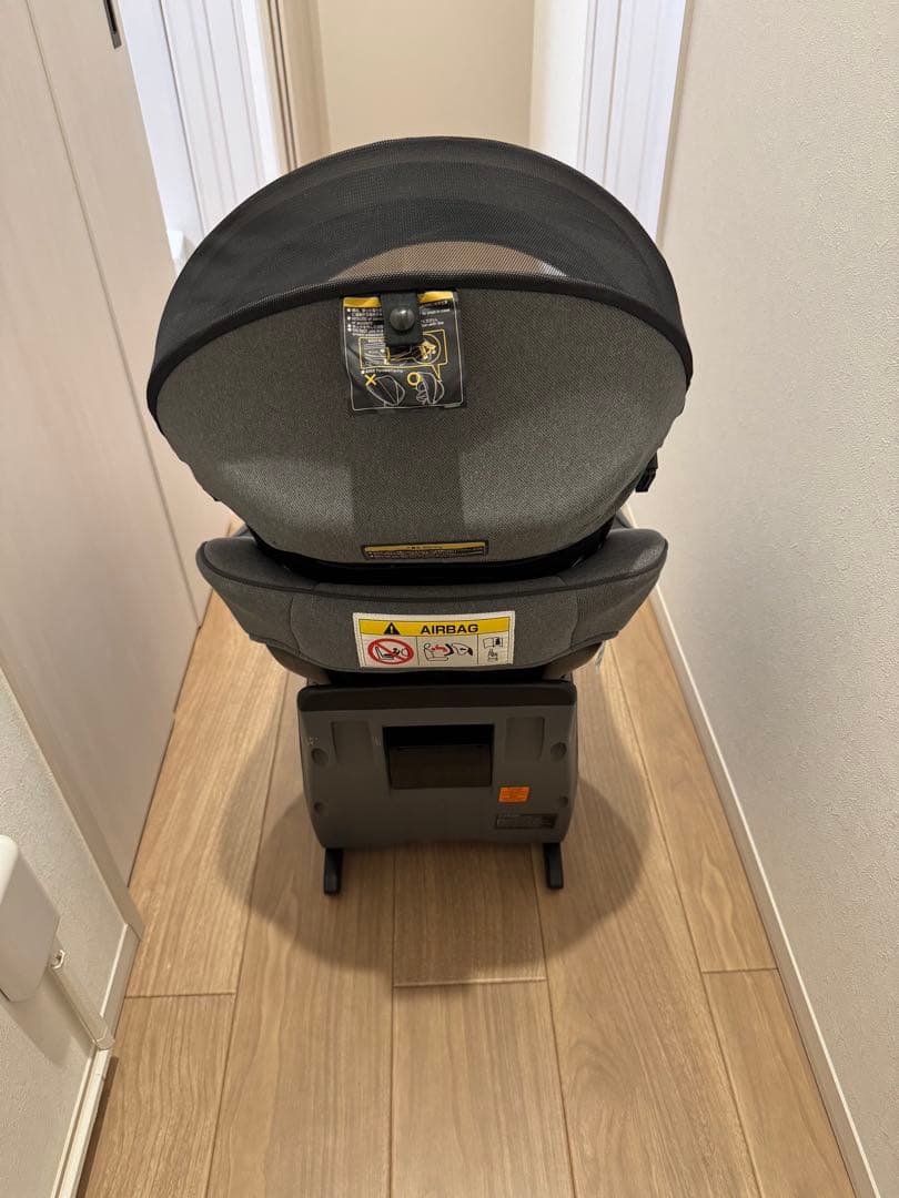 コンビ　クルムーヴコンパクト R129 エッグショック　JQ