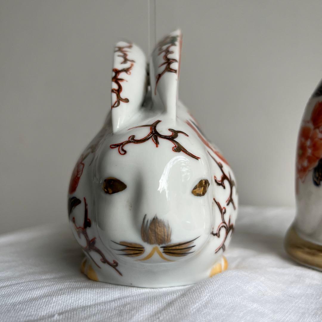 まみ　伊万里　磁器製　ねこ　置物　猫　縁起物　座り猫　陶磁器